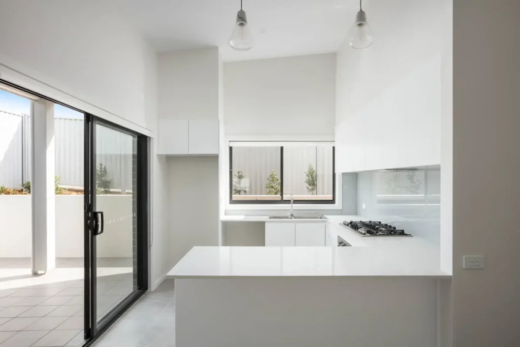 51 - 53 Russell St Balgownie - Townhouse construction