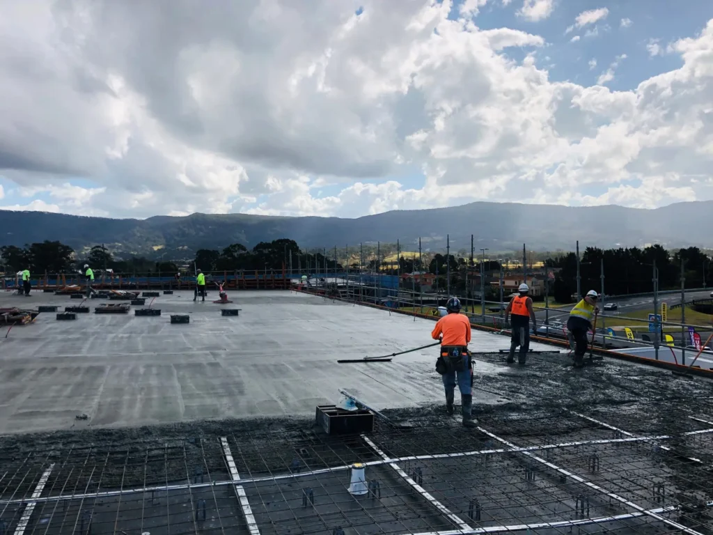 Dapto-roof-pour
